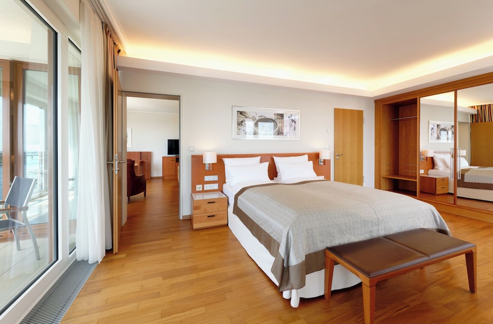 Executive Suite, Garden View photo 1