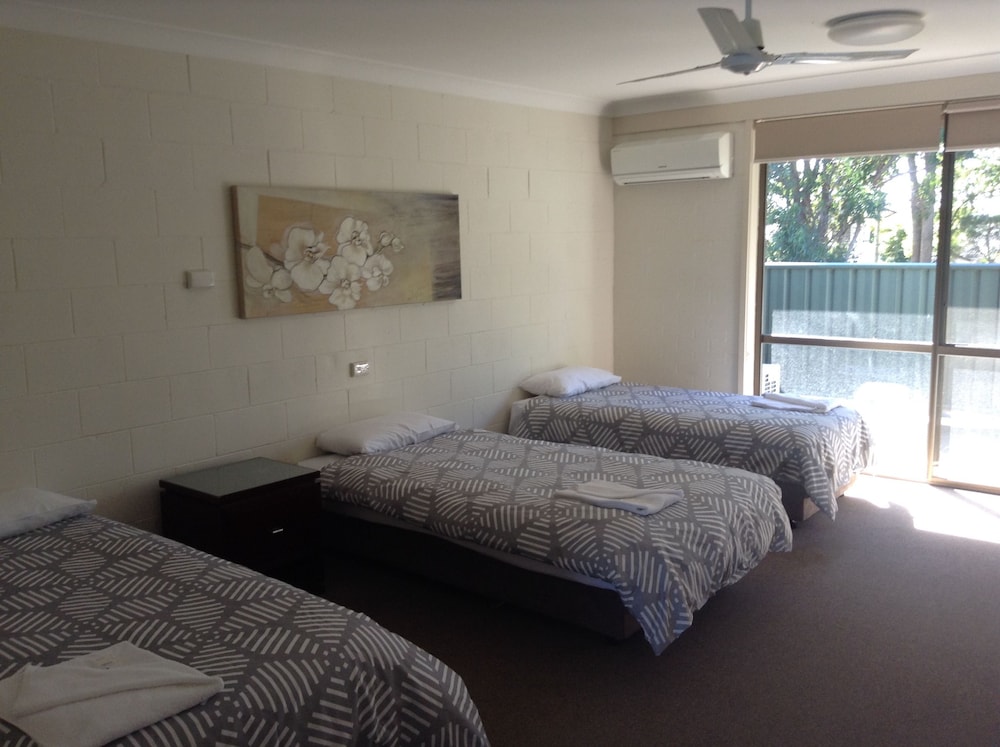 Large Family Room with Ensuite