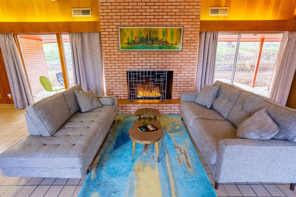 Atomic Ranch House At Stardust Retreat photo 1