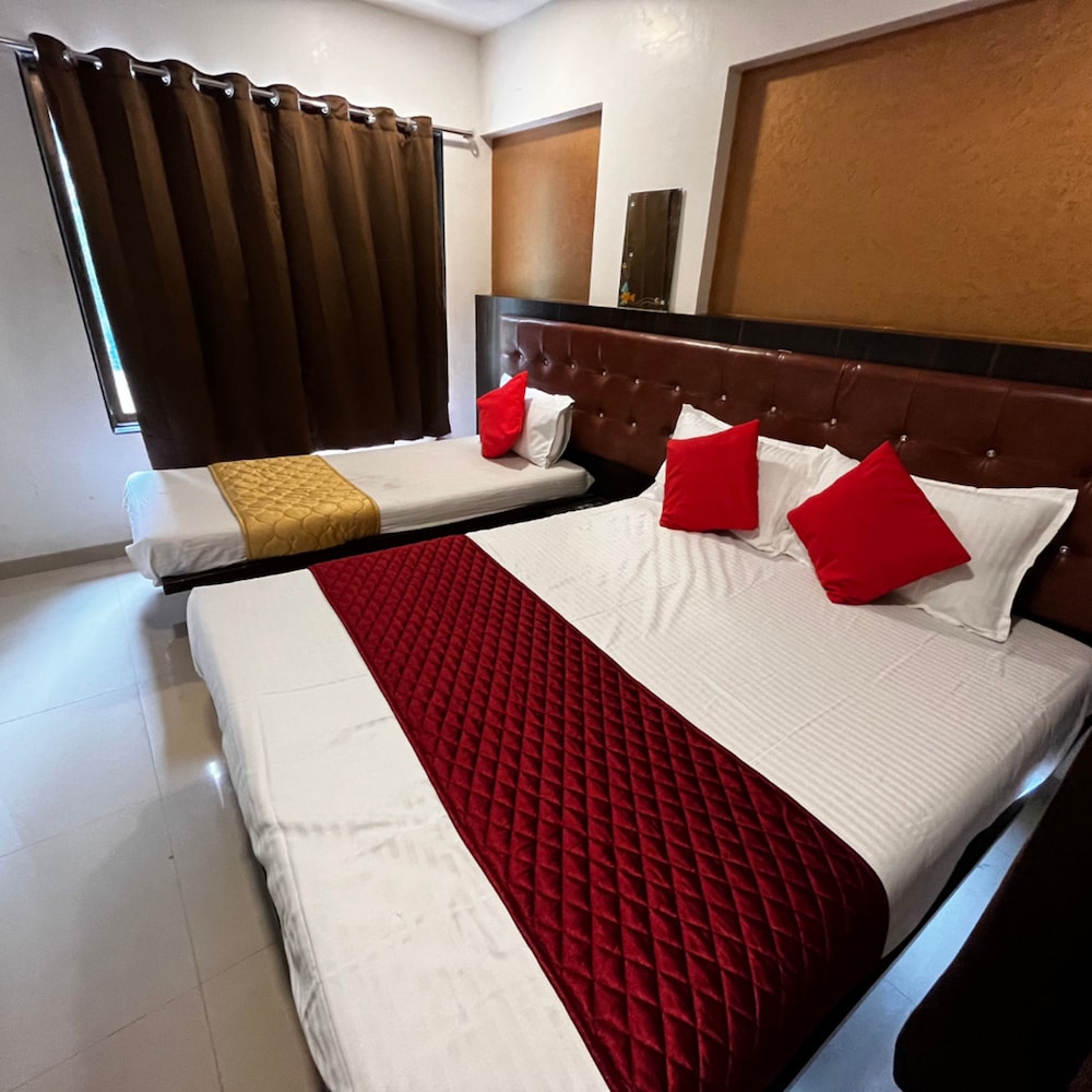 Deluxe Triple Room - Photo 5