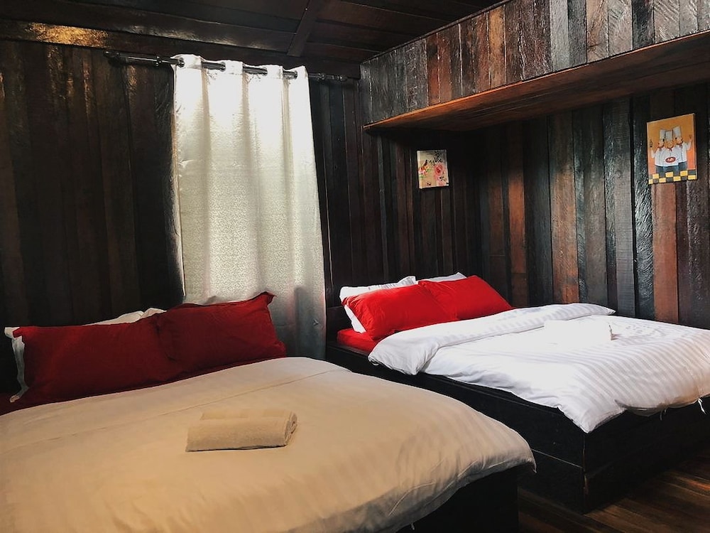 Seaside Chalet 4 Pax photo 3