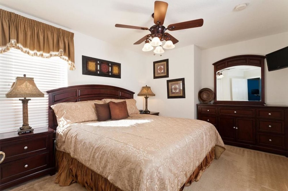 House, 4 Bedrooms