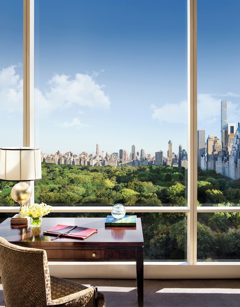 Park View Two Bedroom Suite thumbnail 6