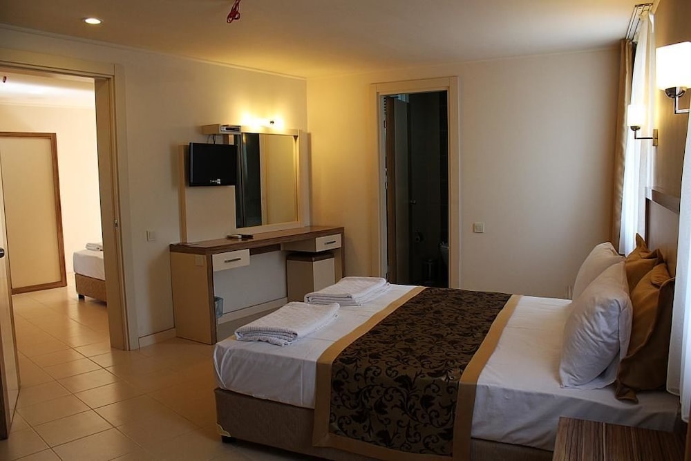 Standard Triple Room photo 1