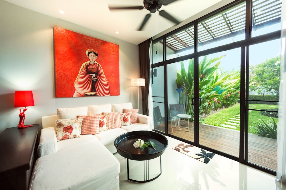 2 Bedroom Private Pool Villa photo 3