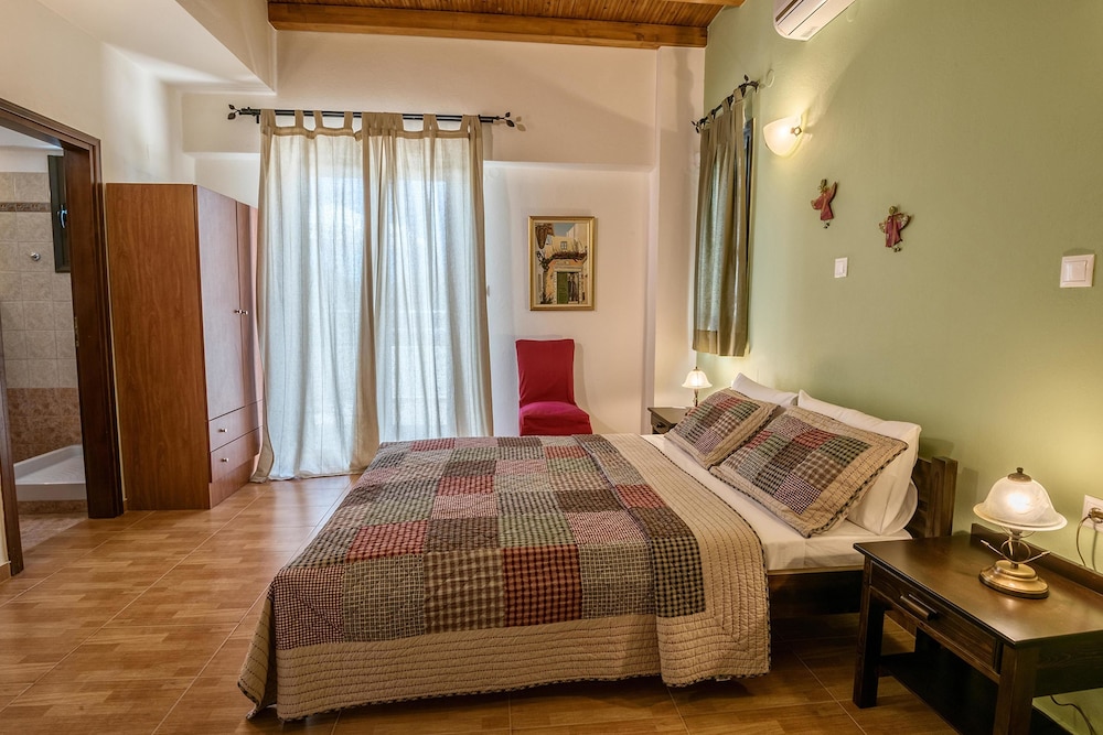Villa, 5 Bedrooms, Private Pool photo 1