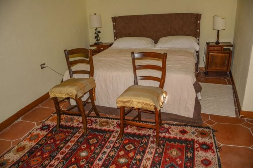 Double Room, Shared Bathroom photo 1