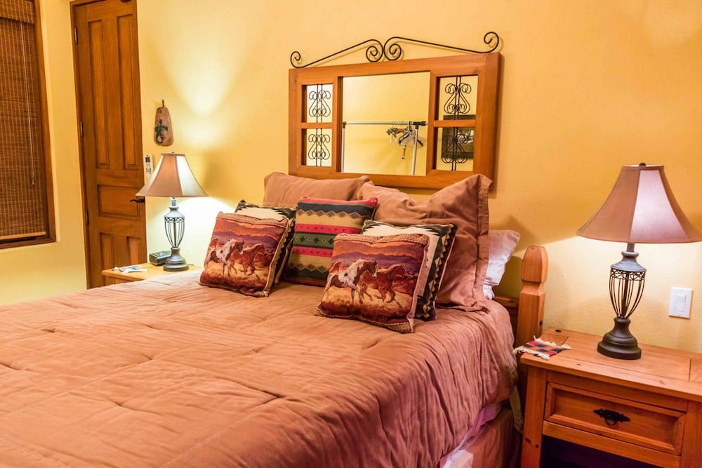 House, 3 Bedrooms photo 1