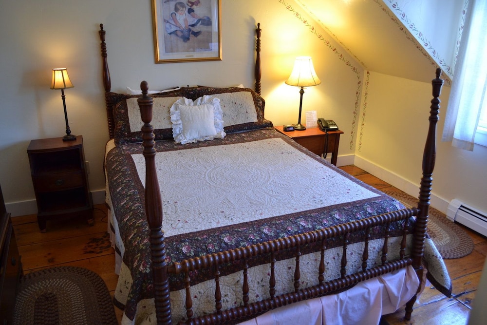 Pike's Suite