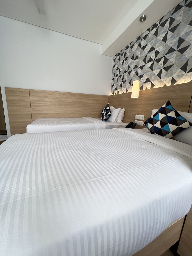 Deluxe Twin Room - Photo 5