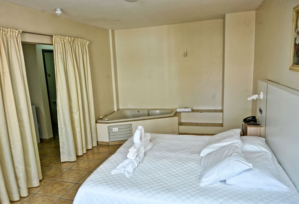 Suite, City View photo 1