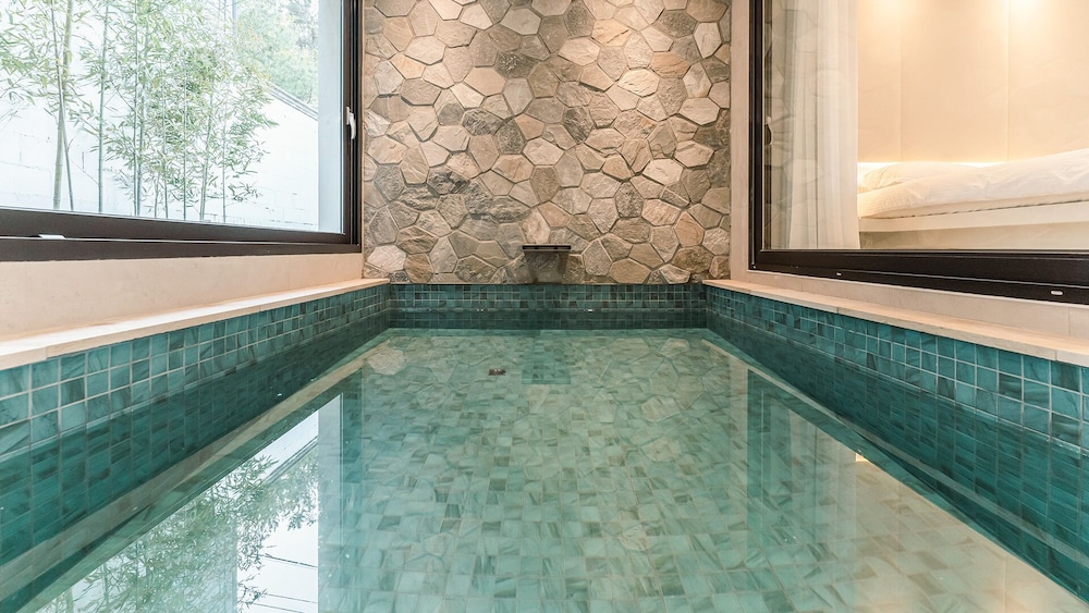 Pool villa B photo 3