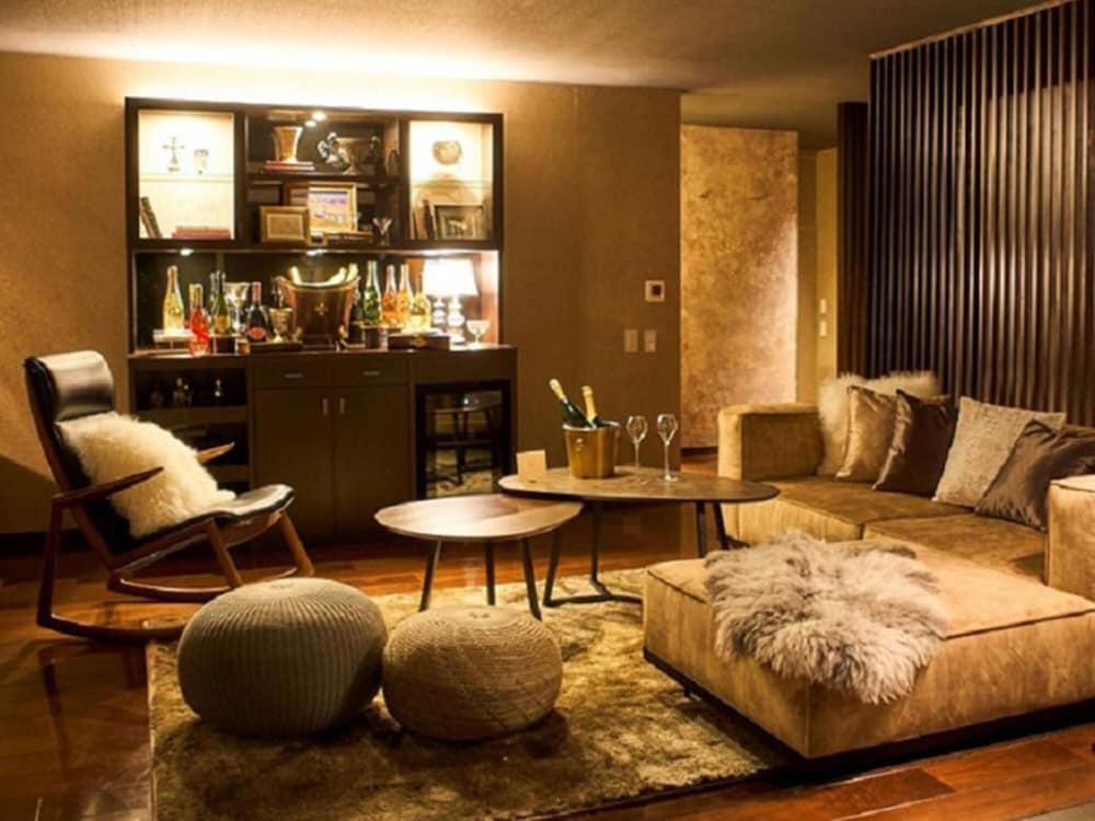 Champagne Suite (85 square meters) Non-smoking