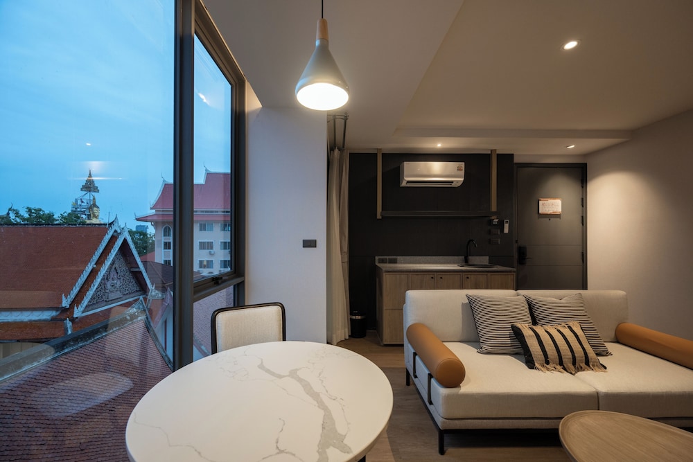 Superior Double Room, Non Smoking, City View photo 3