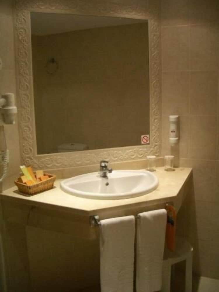 Triple Room - Photo 3