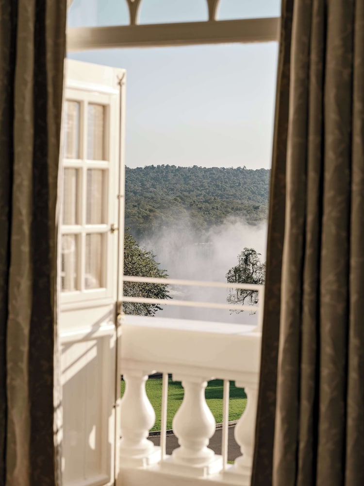 Superior Suite - Photo 4