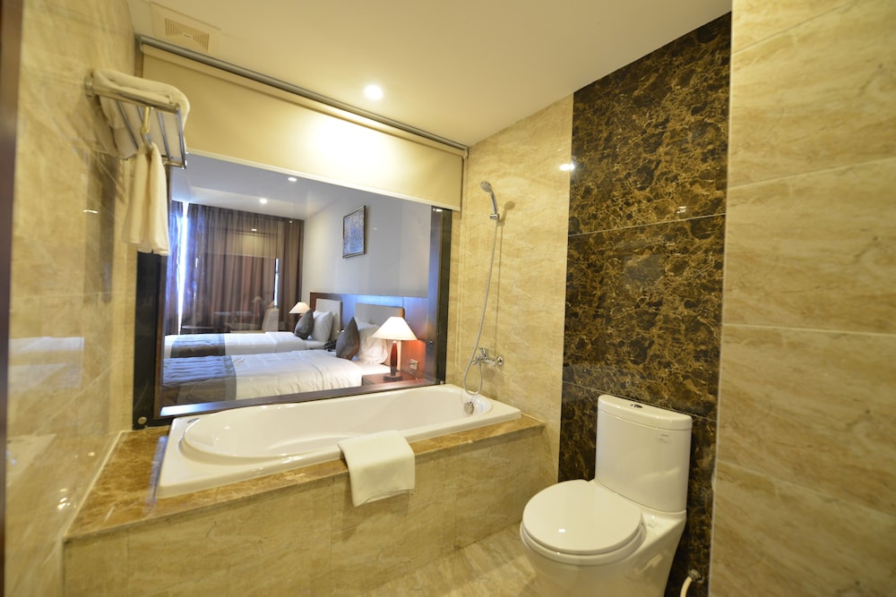 Deluxe Double Room photo 2