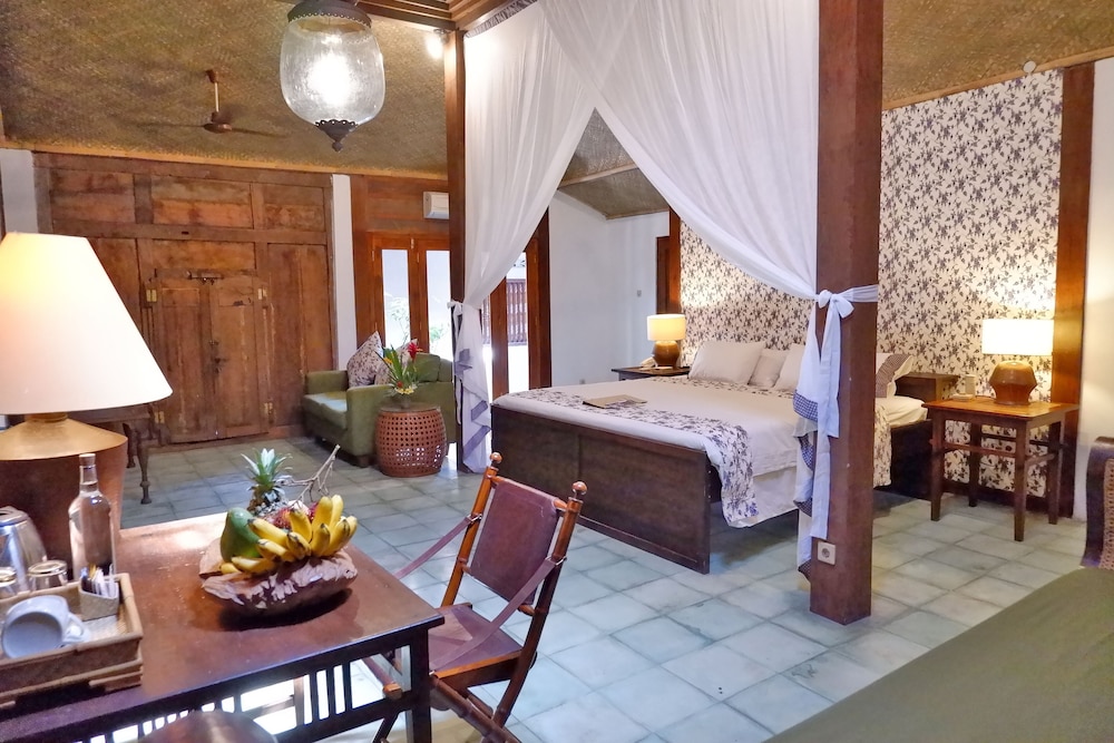 Heritage Suite with Private Jetted Tub - Photo 5