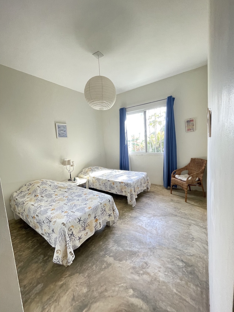 Casa Clássica, 3 Quartos, Vista para o Jardim