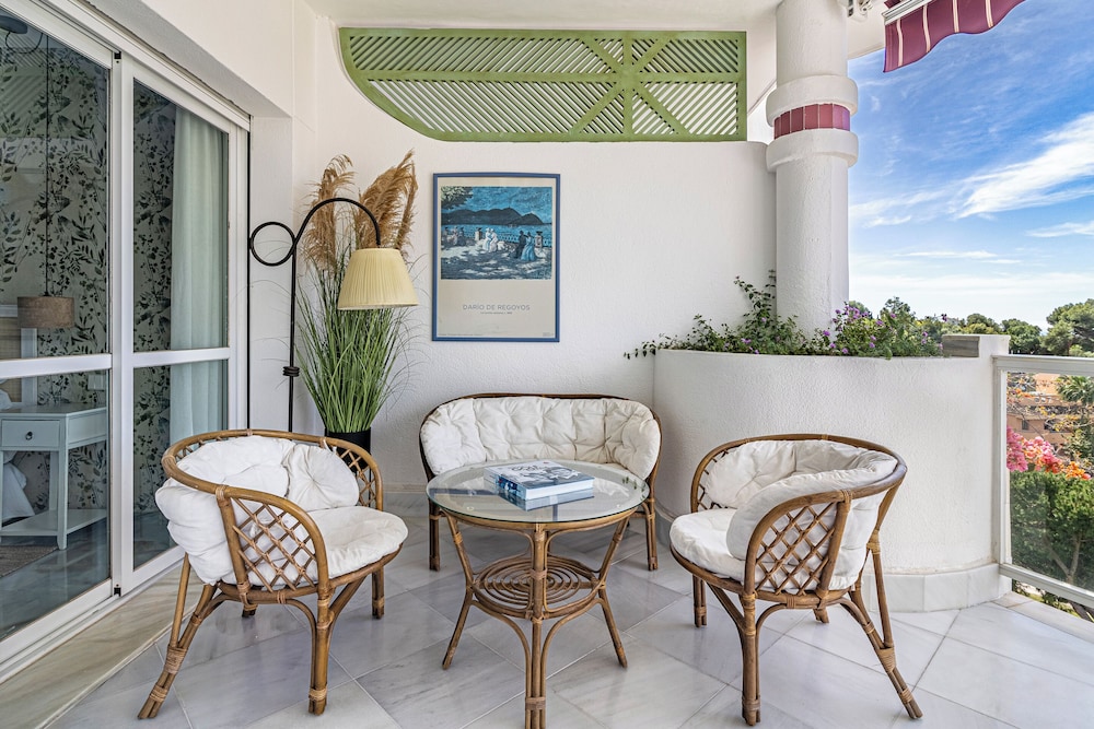 Apartamento de lujo, múltiples camas, terraza, vista al golf
