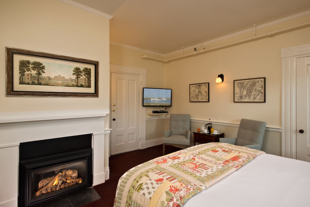 Luxury King Room photo 1