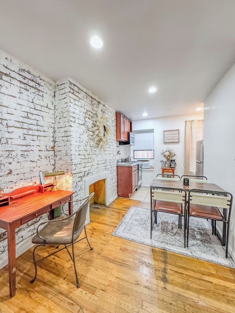 Comfort Apartment photo 1