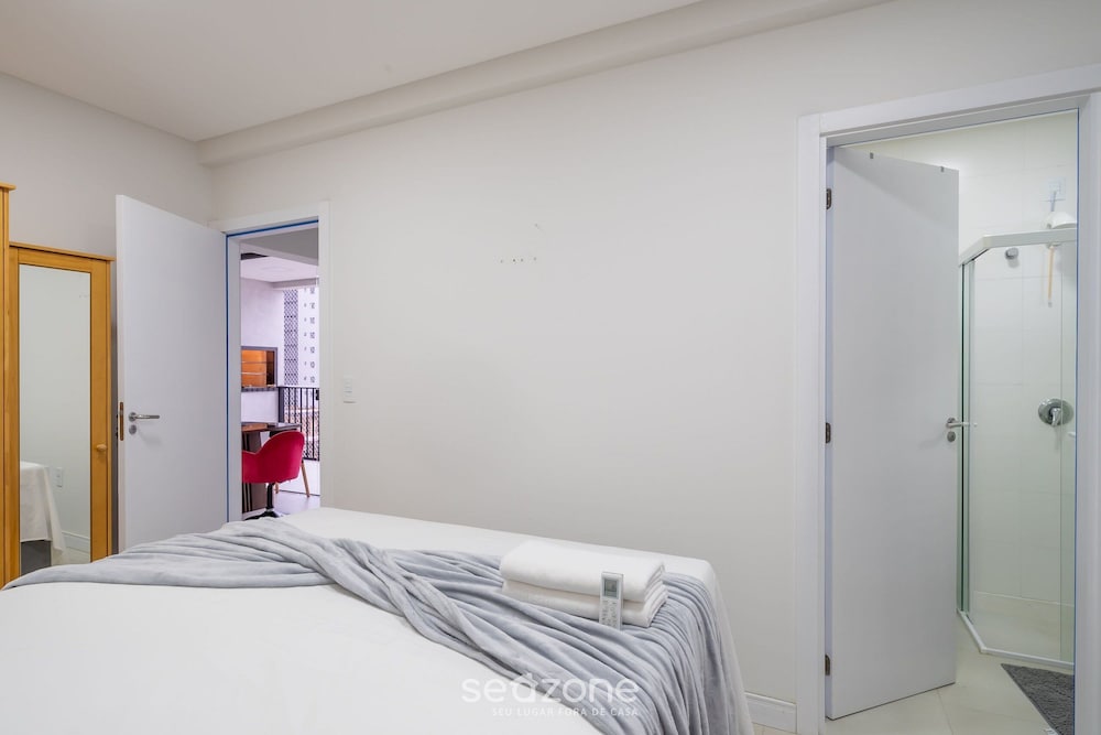 Basic Apartment photo 1