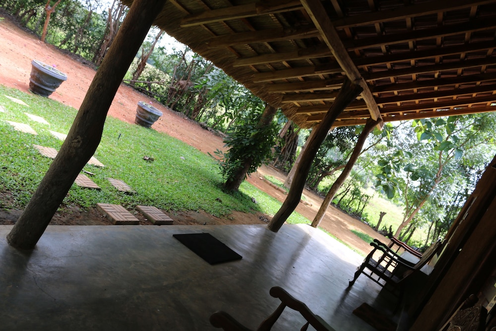 Deluxe Triple Room, 1 Bedroom, Terrace, Garden View photo 2