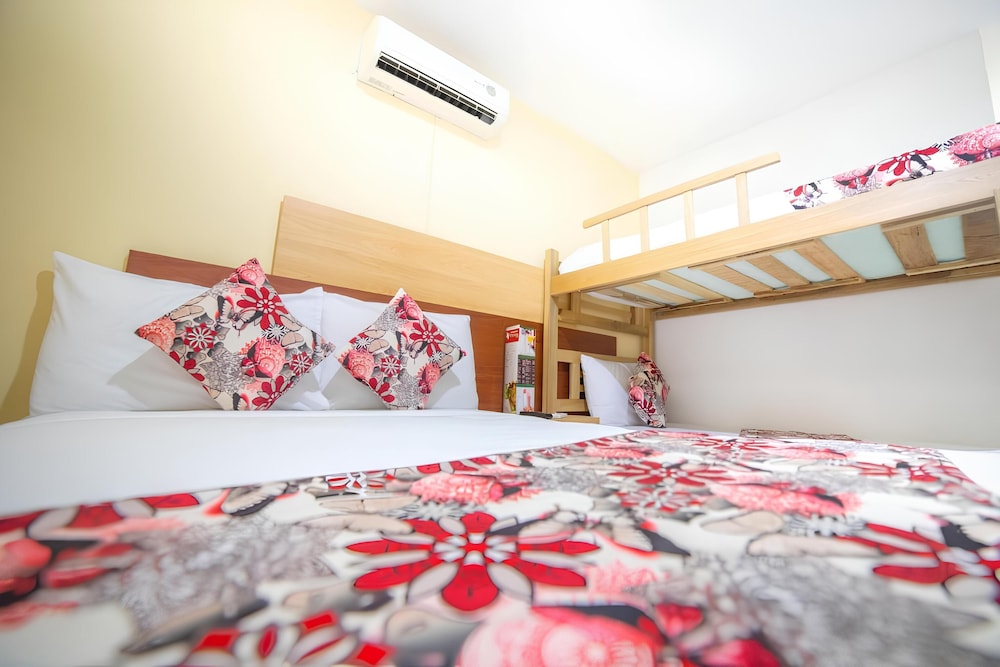 Standard Quadruple Room photo 3