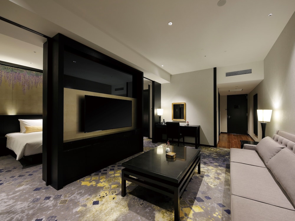 Suite Twin, Non Smoking - Photo 3