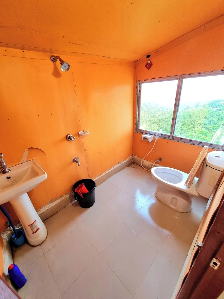 Deluxe Double Room, Hill View photo 3