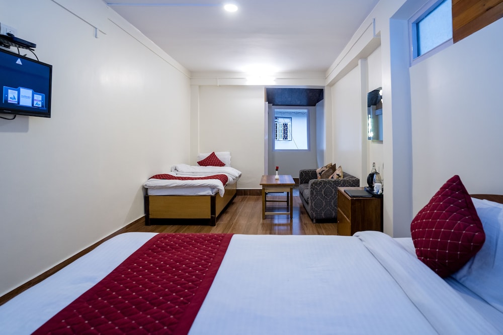 Deluxe Room - Photo 18