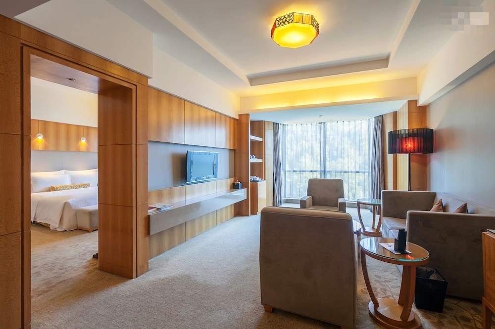 Executive Suite photo 3