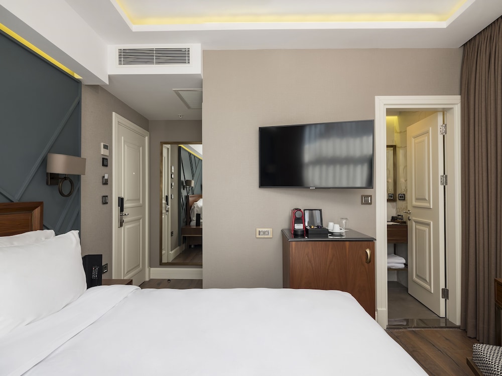 Comfort Room, City View photo 2