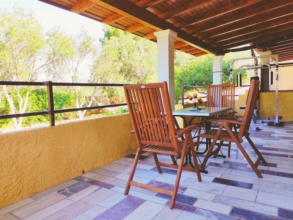 Apartment, Garden View (I)