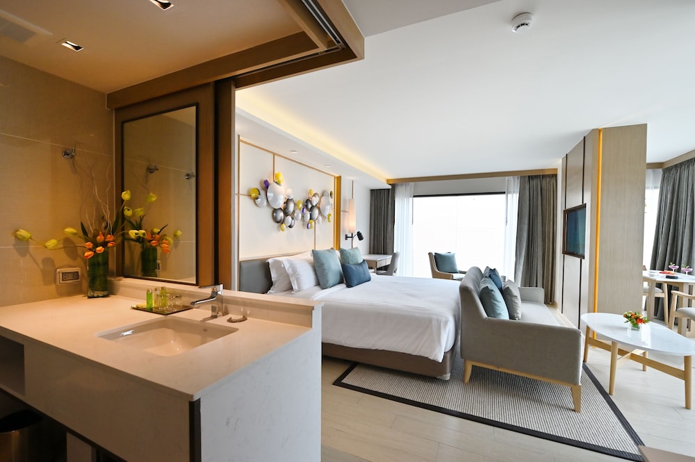Royal Suite - Photo 3
