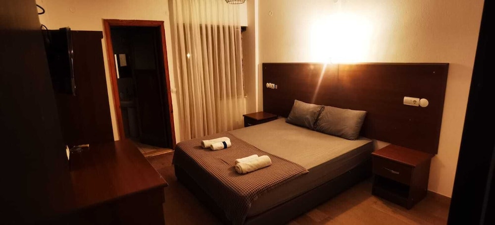 Standard Double Room, Balcony, Garden View photo 3
