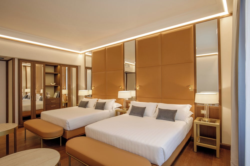 Deluxe Quadruple Room