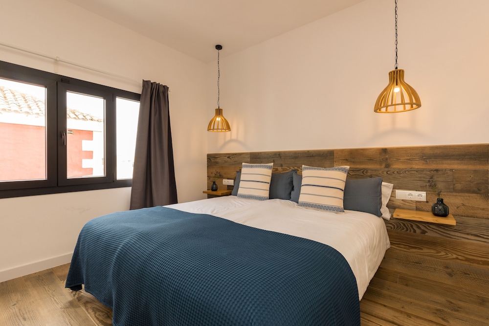 Superior Double Room - Photo 11