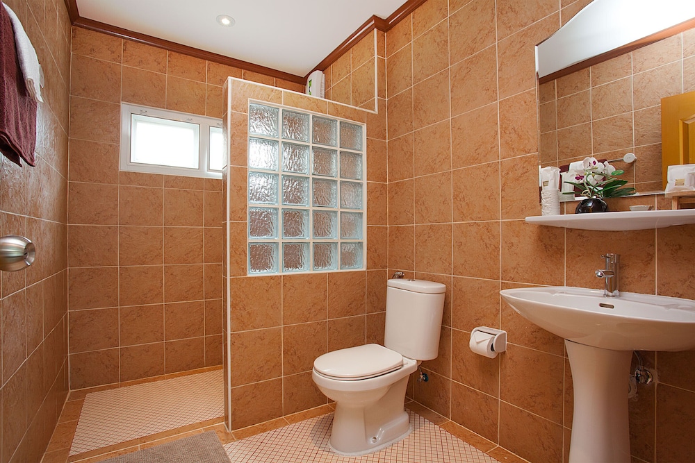 3 Bedroom Family Suite photo 3