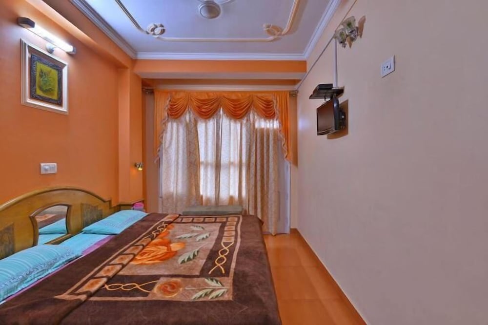 Standard Room photo 1