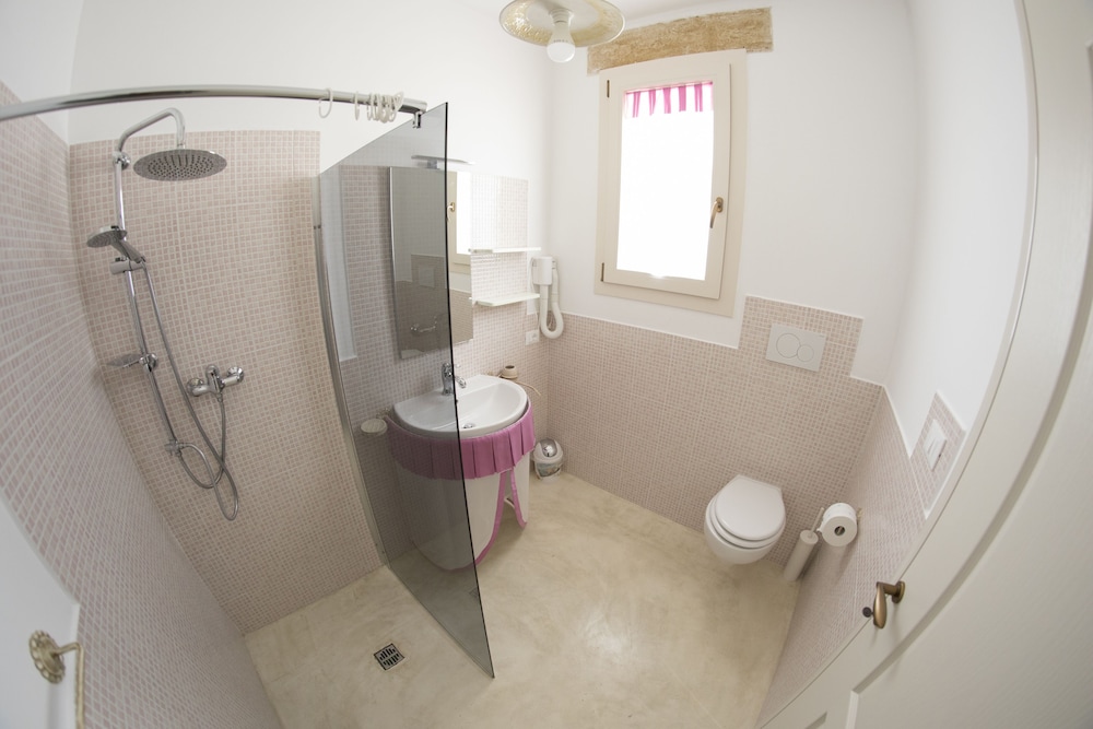 Family Bungalow, Non Smoking, 2 Bathrooms photo 2