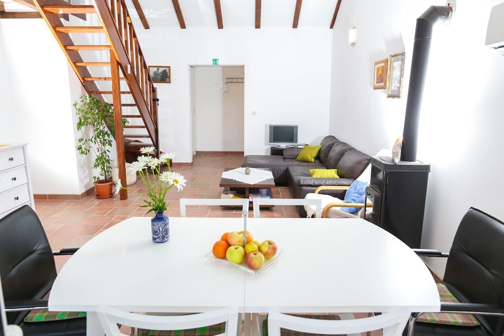 Standard Apartment, 3 Bedrooms, Balcony, Sea View