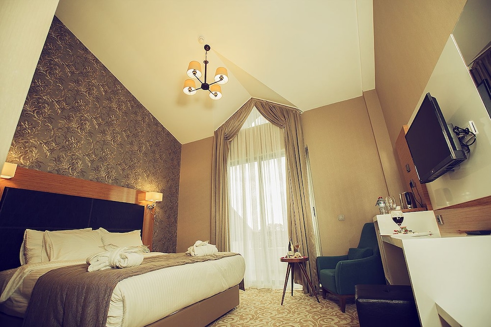 Superior Room, Smoking, Mountain View photo 1