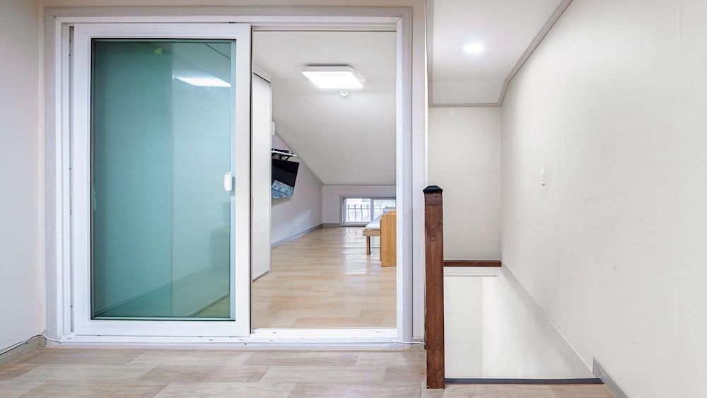 Basic Room, 1 Bedroom (Star small room) - Photo 5