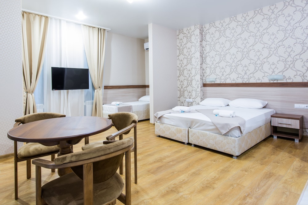 Deluxe Quadruple Room photo 1