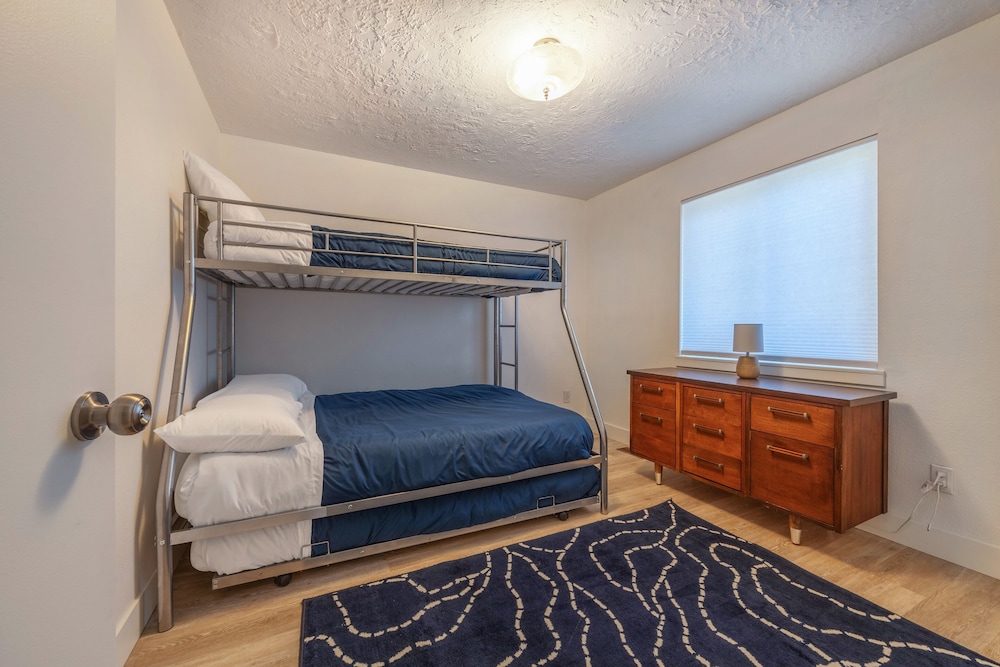 House, 3 Bedrooms photo 3