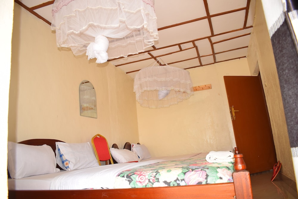 Family Twin Room photo 1