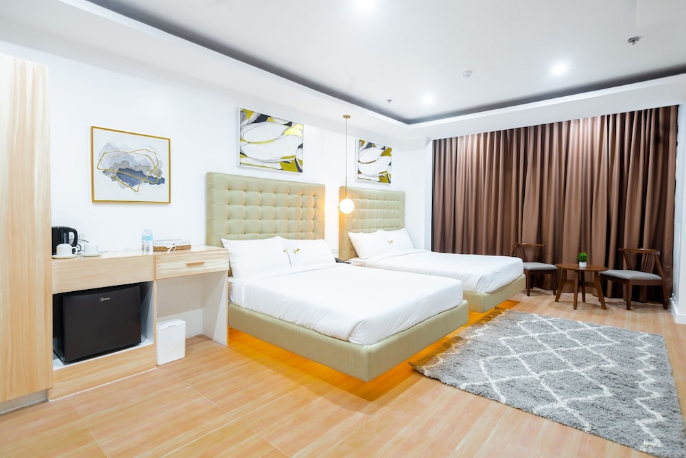 Premier Twin Room - Photo 1