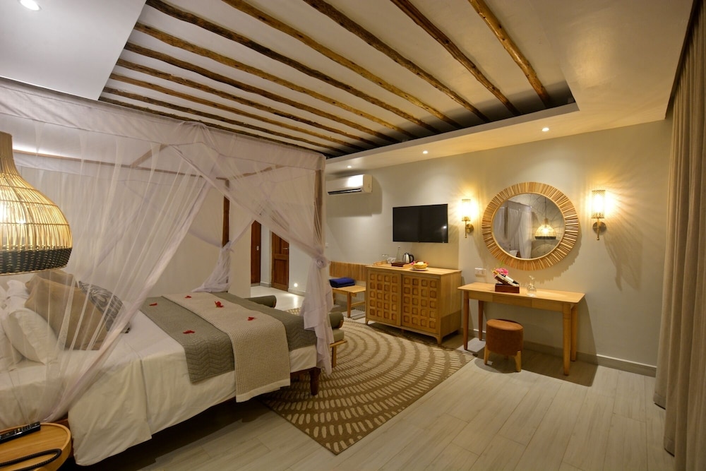 Deluxe Garden View Room - Photo 9